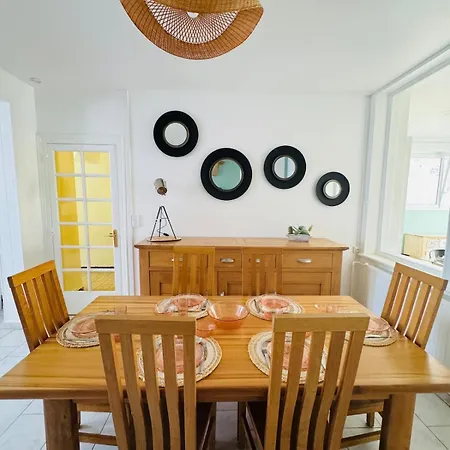 בית נופש La Maison Du Chenal *